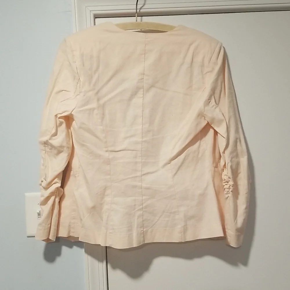 Venus Blazer - Picture 6 of 10